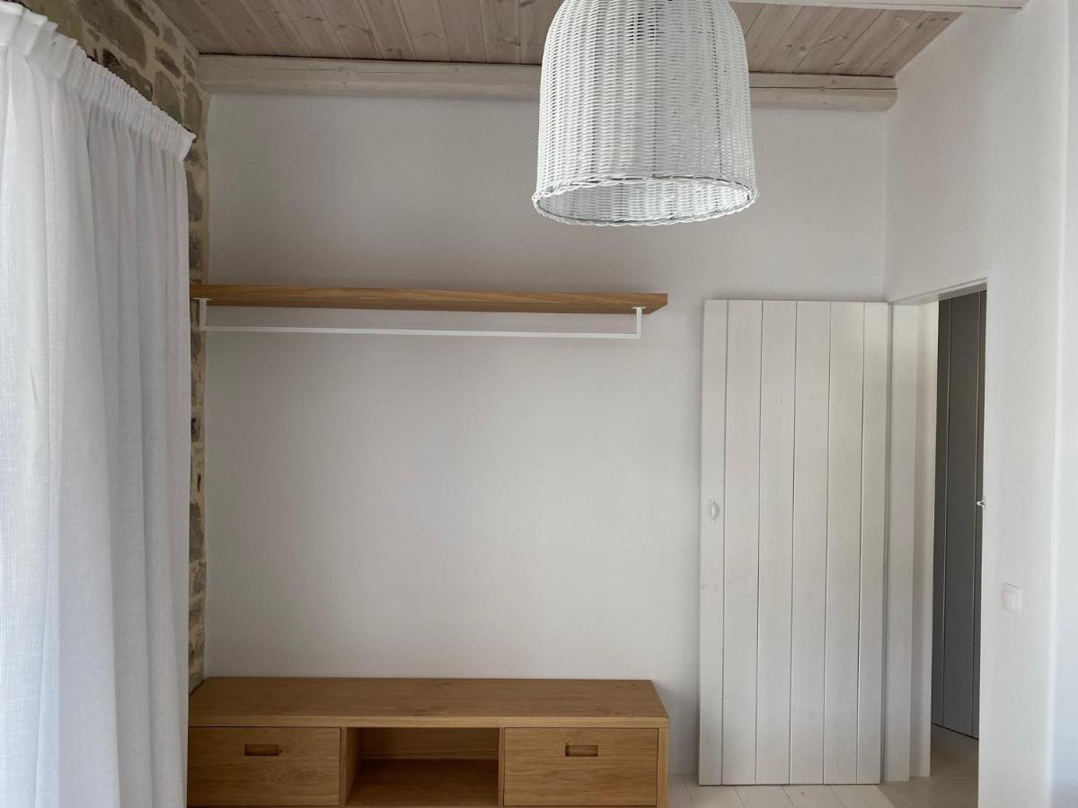 Laini Luxury Suites Pombia Екстер'єр фото