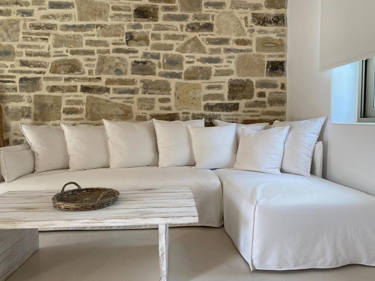 Laini Luxury Suites Pombia Екстер'єр фото