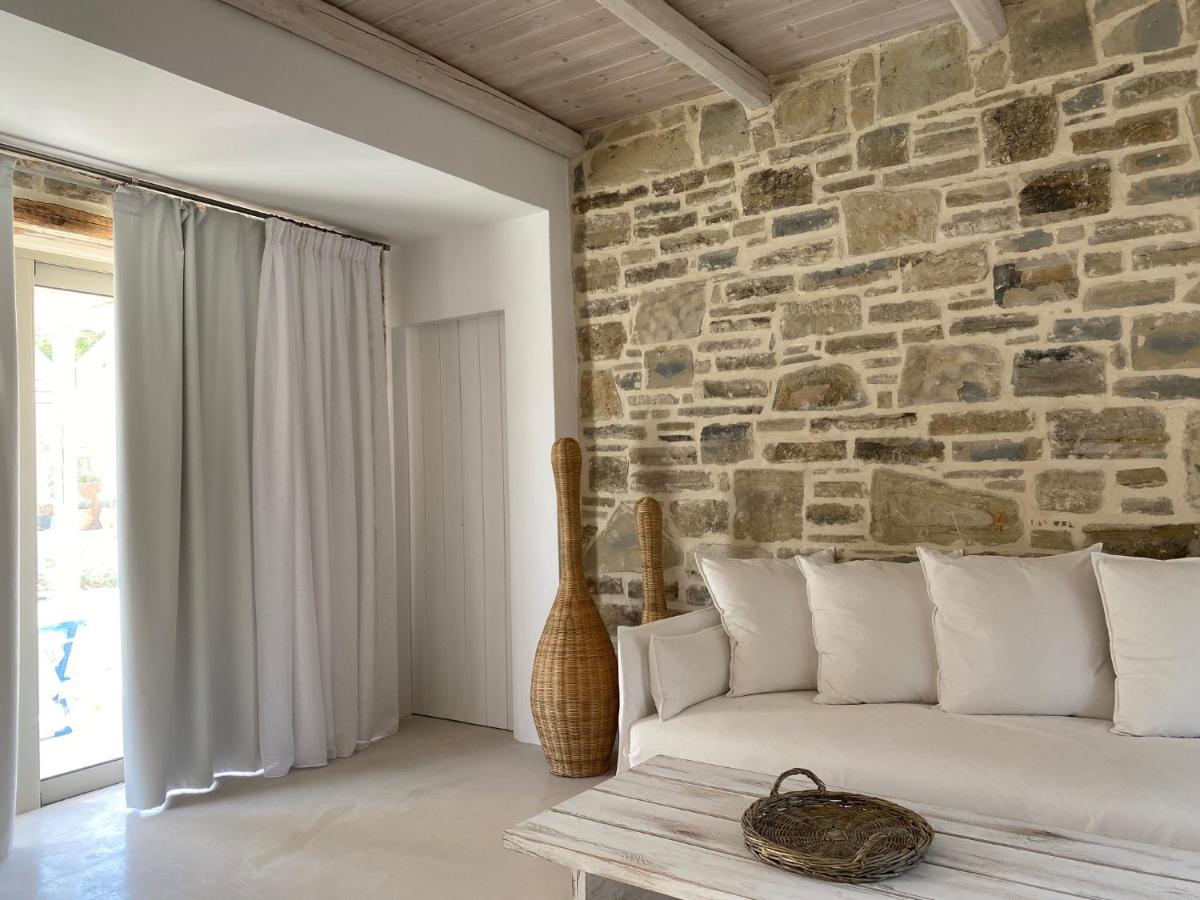 Laini Luxury Suites Pombia Екстер'єр фото