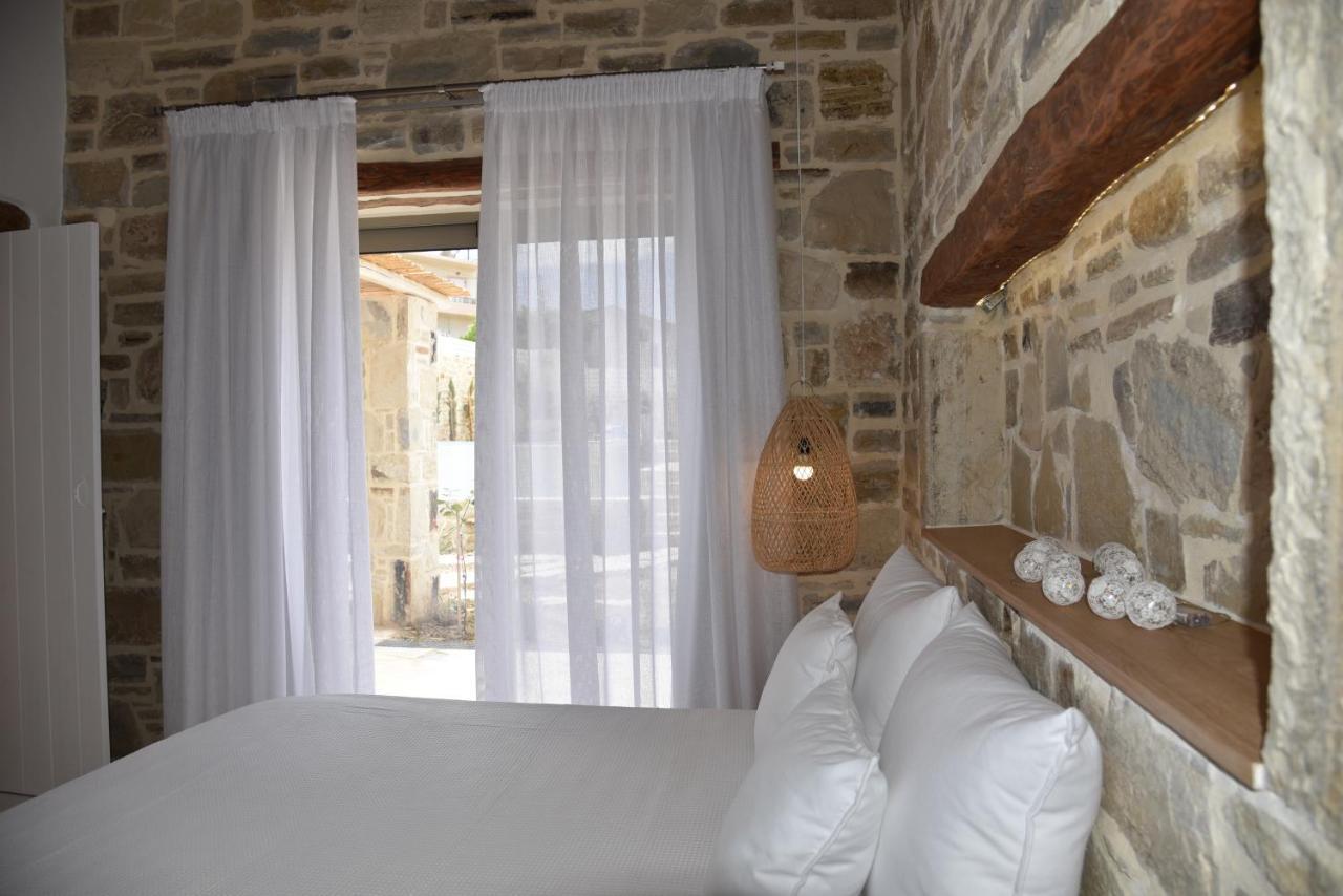 Laini Luxury Suites Pombia Екстер'єр фото